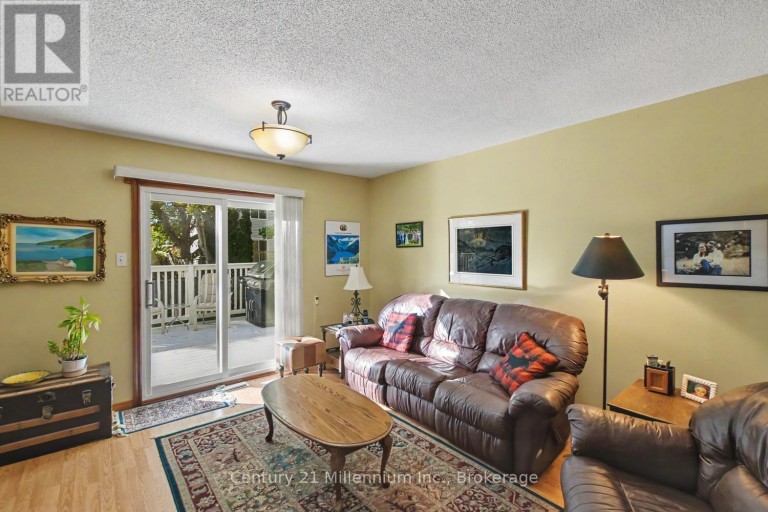 18 DILLON DRIVE, Collingwood, Ontario, L9Y4S3