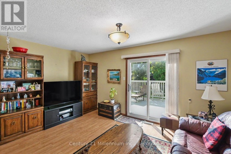 18 DILLON DRIVE, Collingwood, Ontario, L9Y4S3