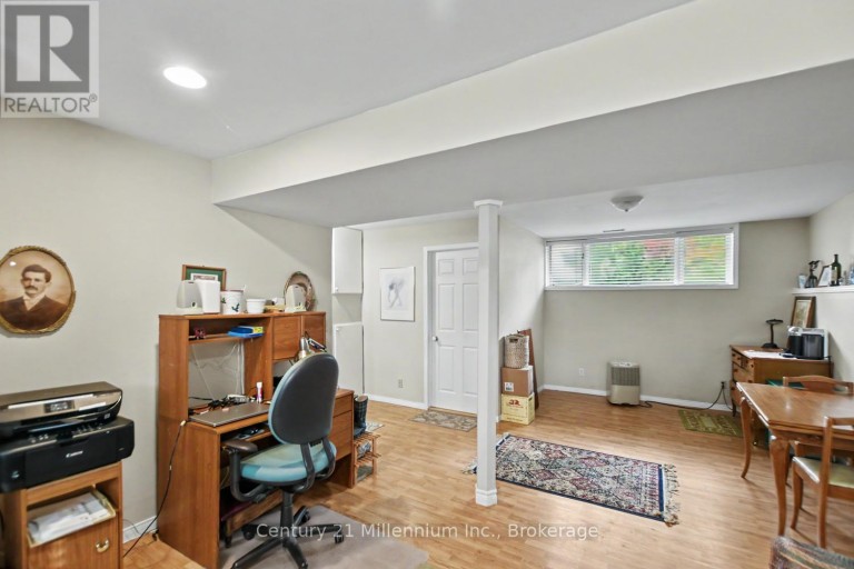 18 DILLON DRIVE, Collingwood, Ontario, L9Y4S3