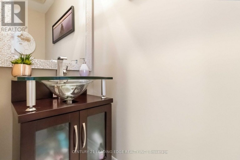 47 CORDOBA DRIVE, Vaughan (Lakeview Estates), Ontario, L4J8J8