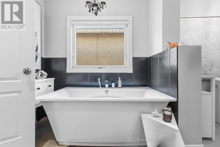 47 CORDOBA DRIVE, Vaughan (Lakeview Estates), Ontario, L4J8J8