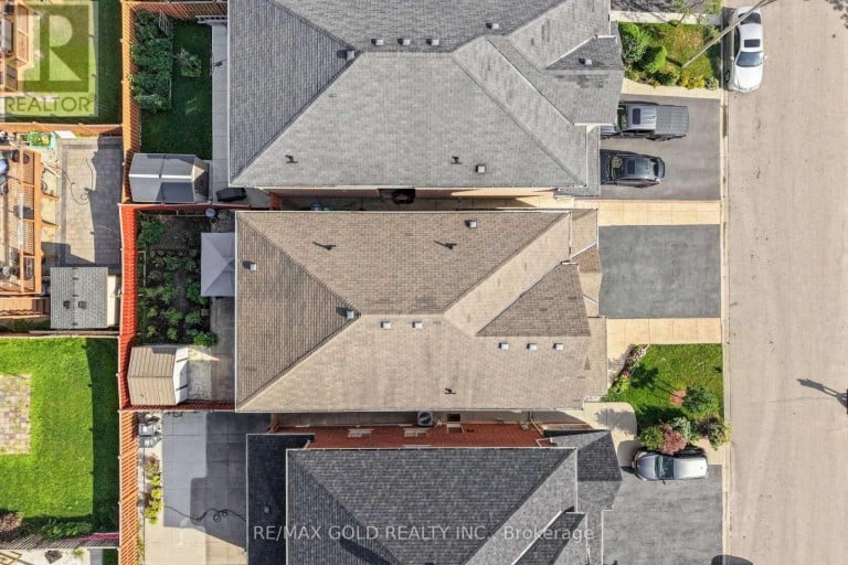 19 ATTVIEW CRESCENT, Brampton (Bram East), Ontario, L6P2R5