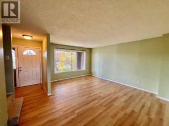 8111 94 Street Grande Prairie Alberta photo 3