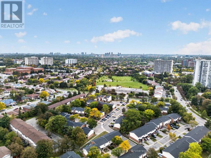 106 - 2500 BRIDLETOWNE CIRCLE, Toronto (L'Amoreaux), Ontario, M1W2V6