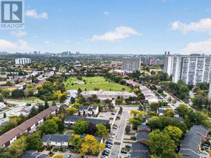 106 - 2500 BRIDLETOWNE CIRCLE, Toronto (L'Amoreaux), Ontario, M1W2V6