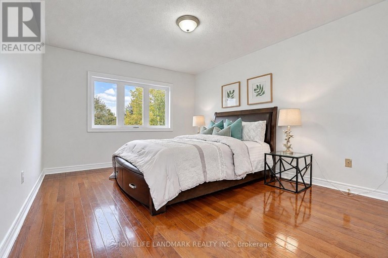 124 SHAFTSBURY AVENUE, Richmond Hill (Westbrook), Ontario, L4C0G6