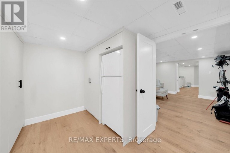 525 KING STREET E, Caledon (Bolton North), Ontario, L7E0V2