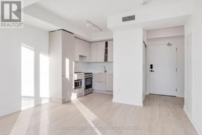 610 - 3900 CONFEDERATION PARKWAY, Mississauga (City Centre), Ontario, L5B0M3