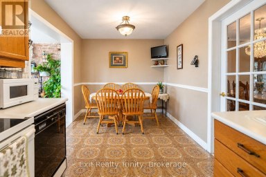 57 LINDYLOU ROAD Toronto (Humbermede) Ontario photo 16