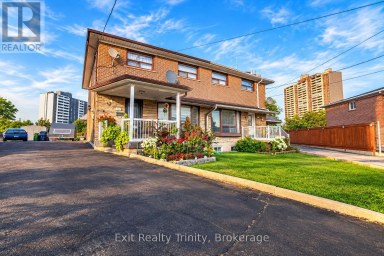57 LINDYLOU ROAD Toronto (Humbermede) Ontario photo 2