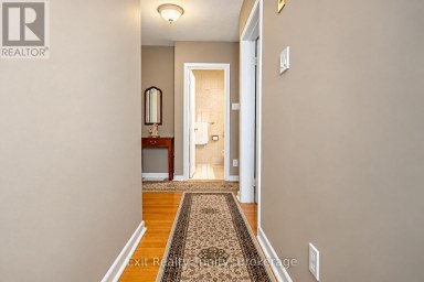 57 LINDYLOU ROAD Toronto (Humbermede) Ontario photo 21