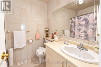 57 LINDYLOU ROAD Toronto (Humbermede) Ontario photo 22