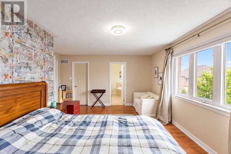 354 AUTUMN HILL BOULEVARD, Vaughan (Patterson), Ontario, L4J9C1