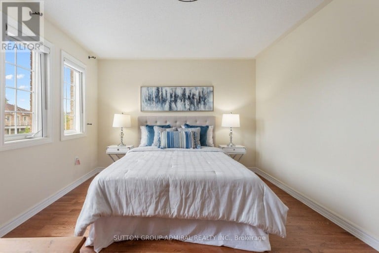 354 AUTUMN HILL BOULEVARD, Vaughan (Patterson), Ontario, L4J9C1