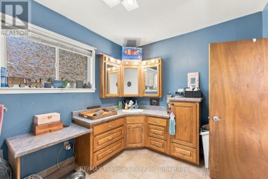 49 MAIN STREET N Huron East (Seaforth) Ontario photo 15