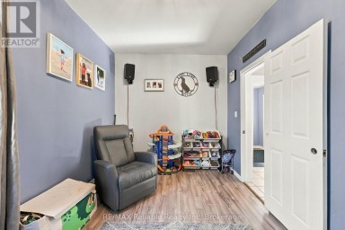 49 MAIN STREET N Huron East (Seaforth) Ontario photo 18