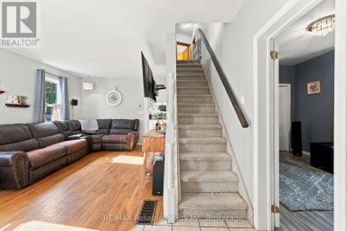 49 MAIN STREET N Huron East (Seaforth) Ontario photo 9