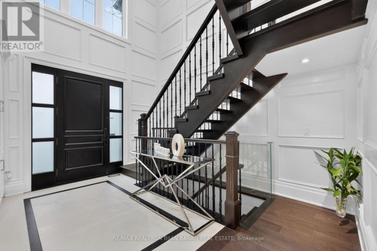 10 BAYBERRY CRESCENT, Toronto (Bayview Village), Ontario, M2K1T8