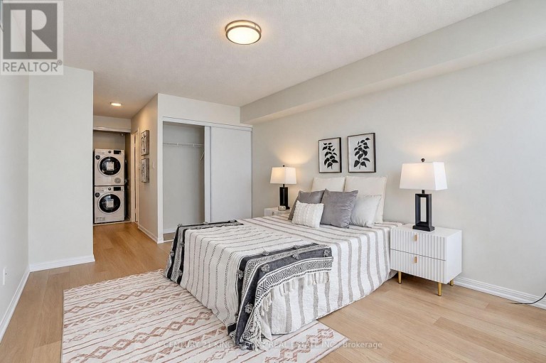 2507 - 88 CORPORATE DRIVE, Toronto (Woburn), Ontario, M1H3G6
