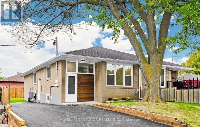 86 NEWBURY DRIVE, Newmarket (Bristol-London), Ontario, L3Y4R3