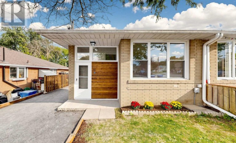 86 NEWBURY DRIVE, Newmarket (Bristol-London), Ontario, L3Y4R3
