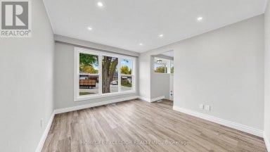 86 NEWBURY DRIVE Newmarket (Bristol-London) Ontario photo 5