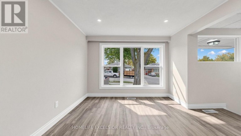 86 NEWBURY DRIVE, Newmarket (Bristol-London), Ontario, L3Y4R3