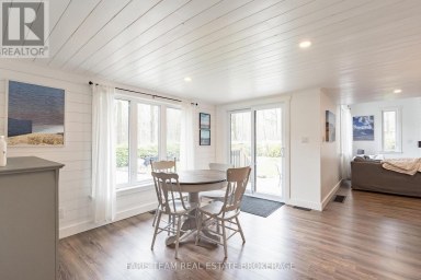 1720 TAY POINT ROAD Penetanguishene Ontario photo 12