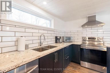 1720 TAY POINT ROAD Penetanguishene Ontario photo 8