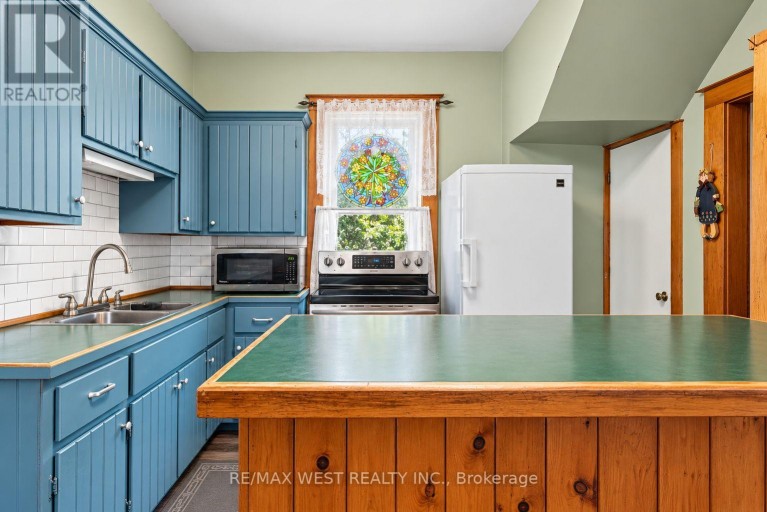 440 GILL STREET, Orillia, Ontario, L3V4K8
