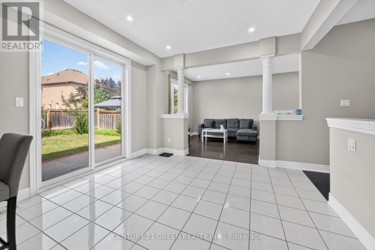 32 ATTRACTION DRIVE, Brampton (Bram West), Ontario, L6Y2Z8
