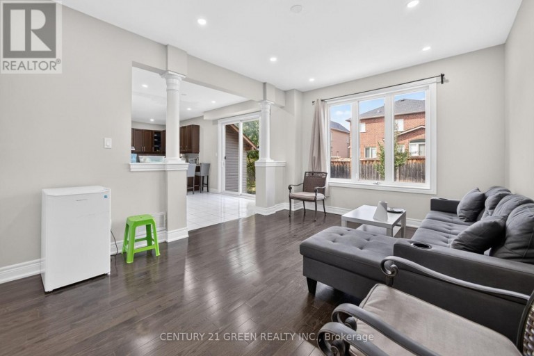 32 ATTRACTION DRIVE, Brampton (Bram West), Ontario, L6Y2Z8