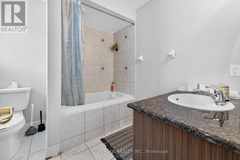 32 ATTRACTION DRIVE, Brampton (Bram West), Ontario, L6Y2Z8