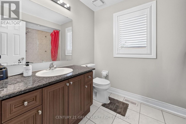 32 ATTRACTION DRIVE, Brampton (Bram West), Ontario, L6Y2Z8
