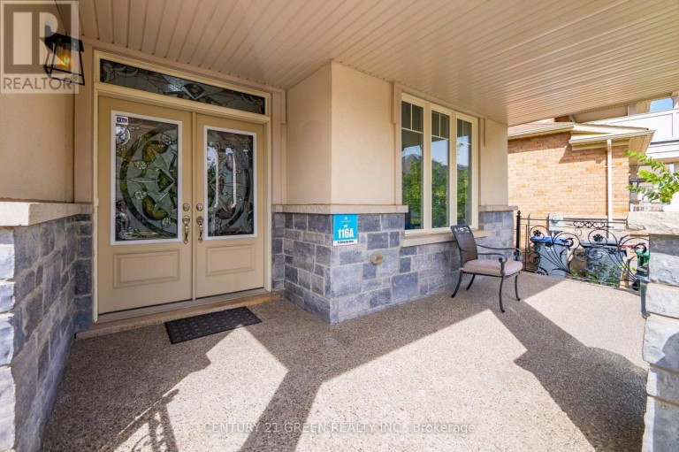 32 ATTRACTION DRIVE, Brampton (Bram West), Ontario, L6Y2Z8