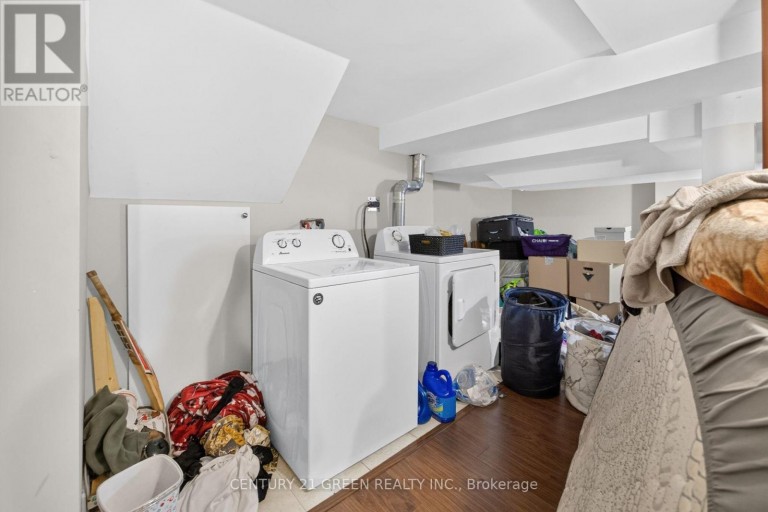 32 ATTRACTION DRIVE, Brampton (Bram West), Ontario, L6Y2Z8