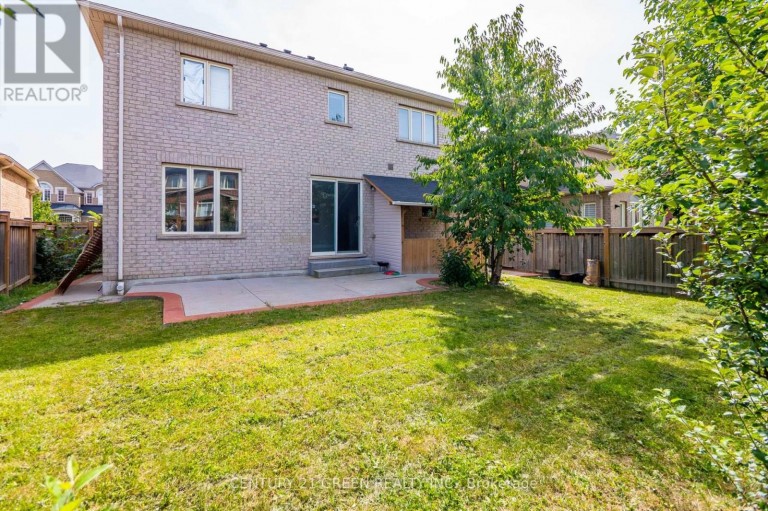 32 ATTRACTION DRIVE, Brampton (Bram West), Ontario, L6Y2Z8