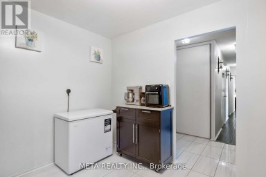 604 - 236 ALBION ROAD Toronto (Elms-Old Rexdale) Ontario photo 17
