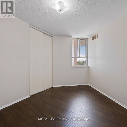 604 - 236 ALBION ROAD, Toronto (Elms-Old Rexdale), Ontario, M9W6A6