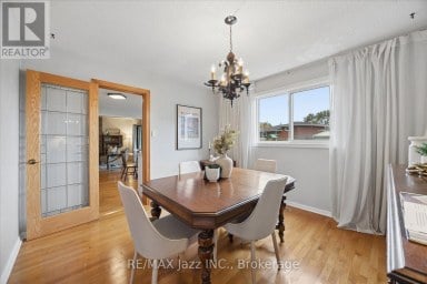 28 JUBILEE COURT Whitby (Blue Grass Meadows) Ontario photo 7