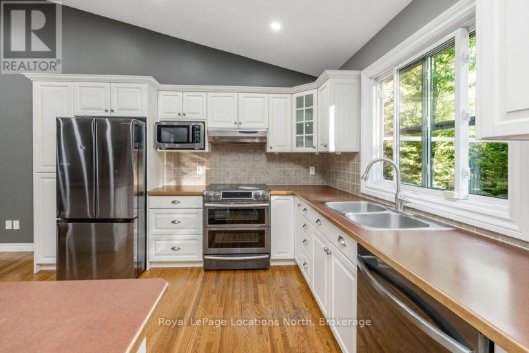 83 CROCUS DRIVE, Wasaga Beach, Ontario, L9Z2Z7
