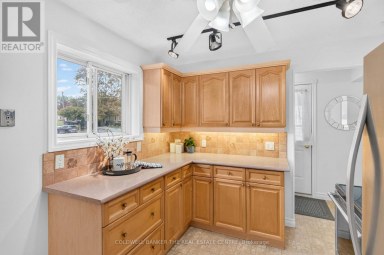 140 WILLOW LANE Newmarket (Bristol-London) Ontario photo 7