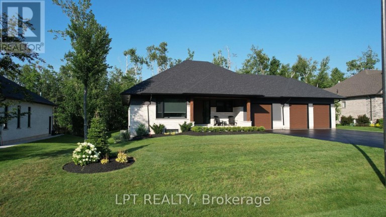 15 BYERS STREET, Springwater (Snow Valley), Ontario, L9X2A3