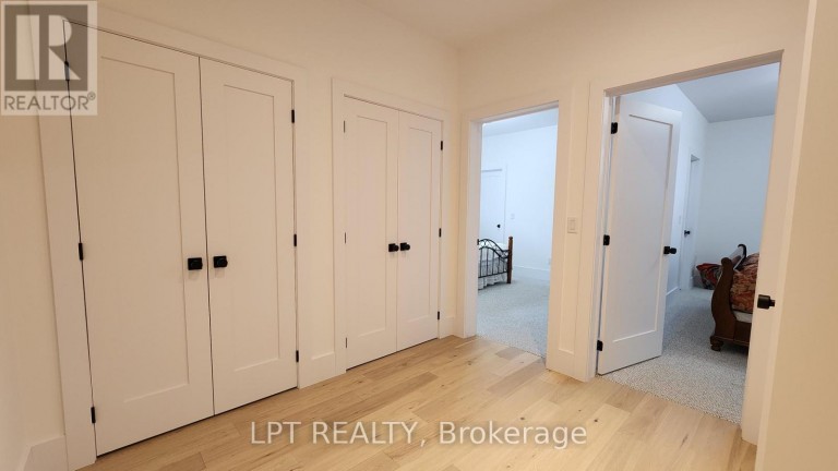 15 BYERS STREET, Springwater (Snow Valley), Ontario, L9X2A3