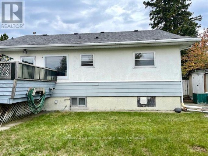 72 BURRISS STREET NW, Thunder Bay (Shuniah), Ontario, P7A3E1