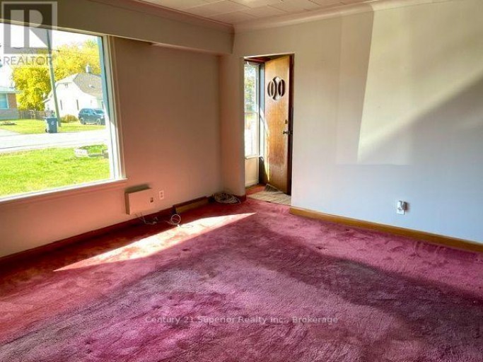 72 BURRISS STREET NW, Thunder Bay (Shuniah), Ontario, P7A3E1
