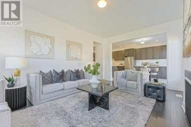 2 GILLIVARY DRIVE Whitby Ontario photo 14