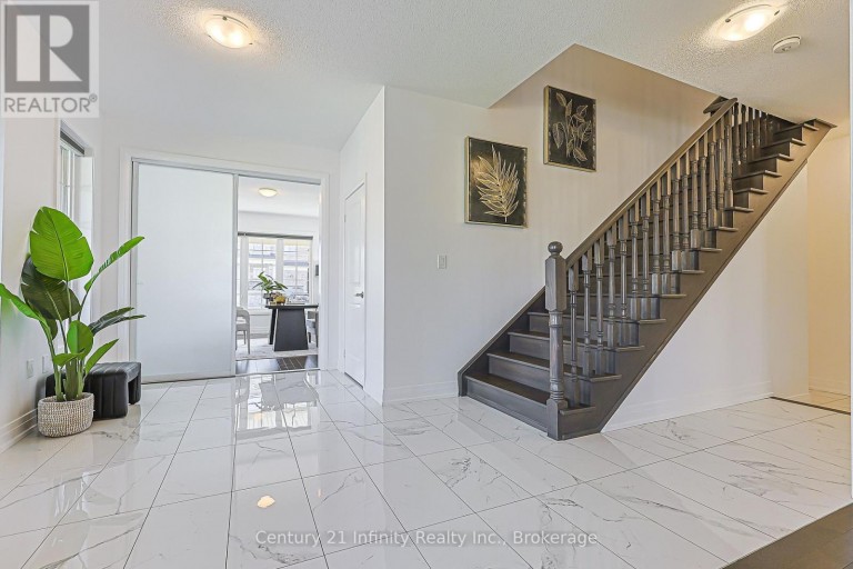 2 GILLIVARY DRIVE, Whitby, Ontario, L1P0B9