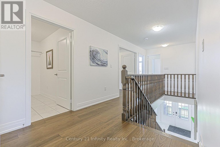 2 GILLIVARY DRIVE, Whitby, Ontario, L1P0B9