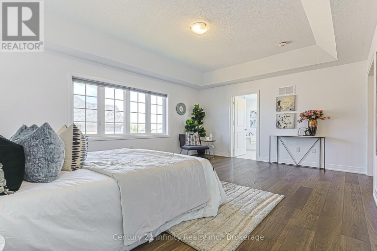 2 GILLIVARY DRIVE, Whitby, Ontario, L1P0B9